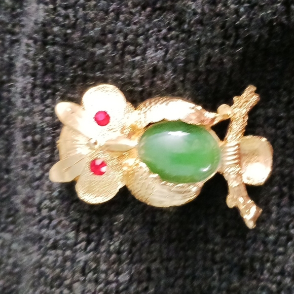 Brooch - Picture 2 of 2